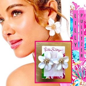 LILLY PULITZER  EARRINGS ORCHID FLOWER🩷 Resort White/gold/Crystal⭐️Hot Style!